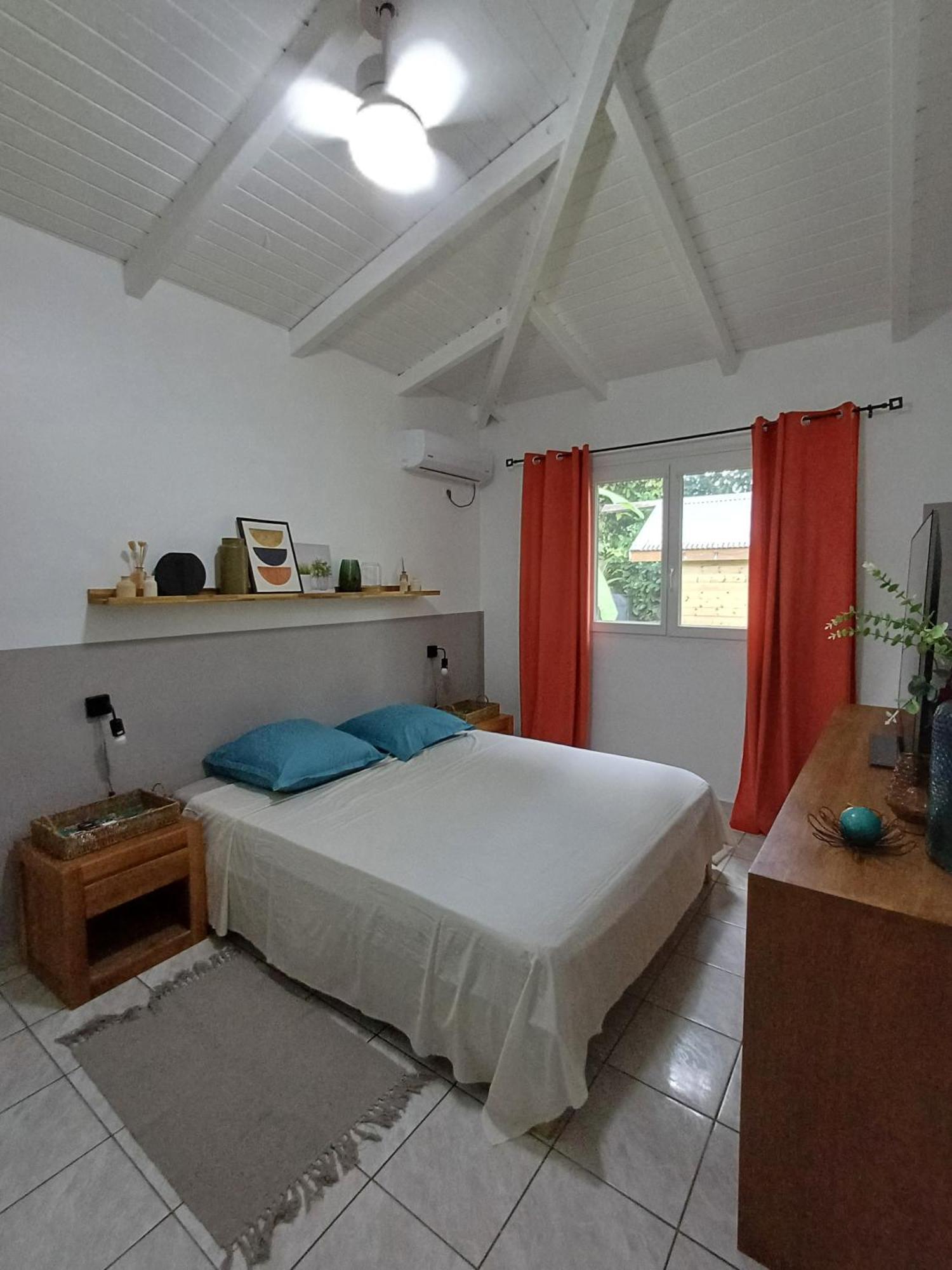 Private House, Pierrette 3 * Lamentin